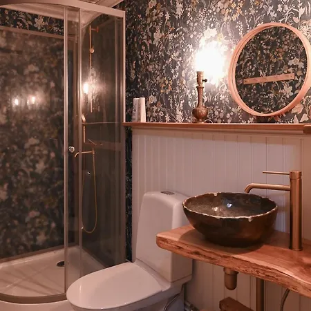 Viihtyisae Ylaekerran Apartament