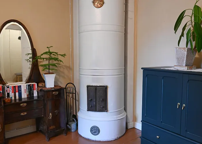 Huoneisto Viihtyisä Yläkerran